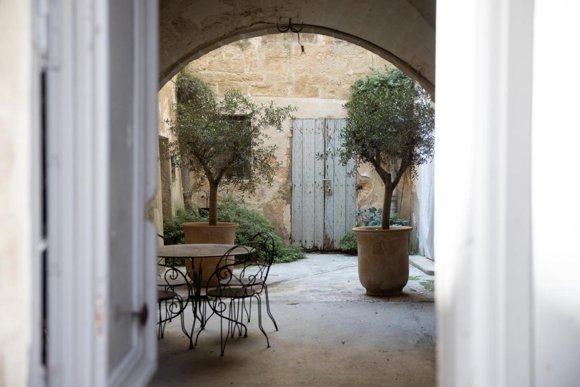 Apartament Bon Jour Uzès Zewnętrze zdjęcie